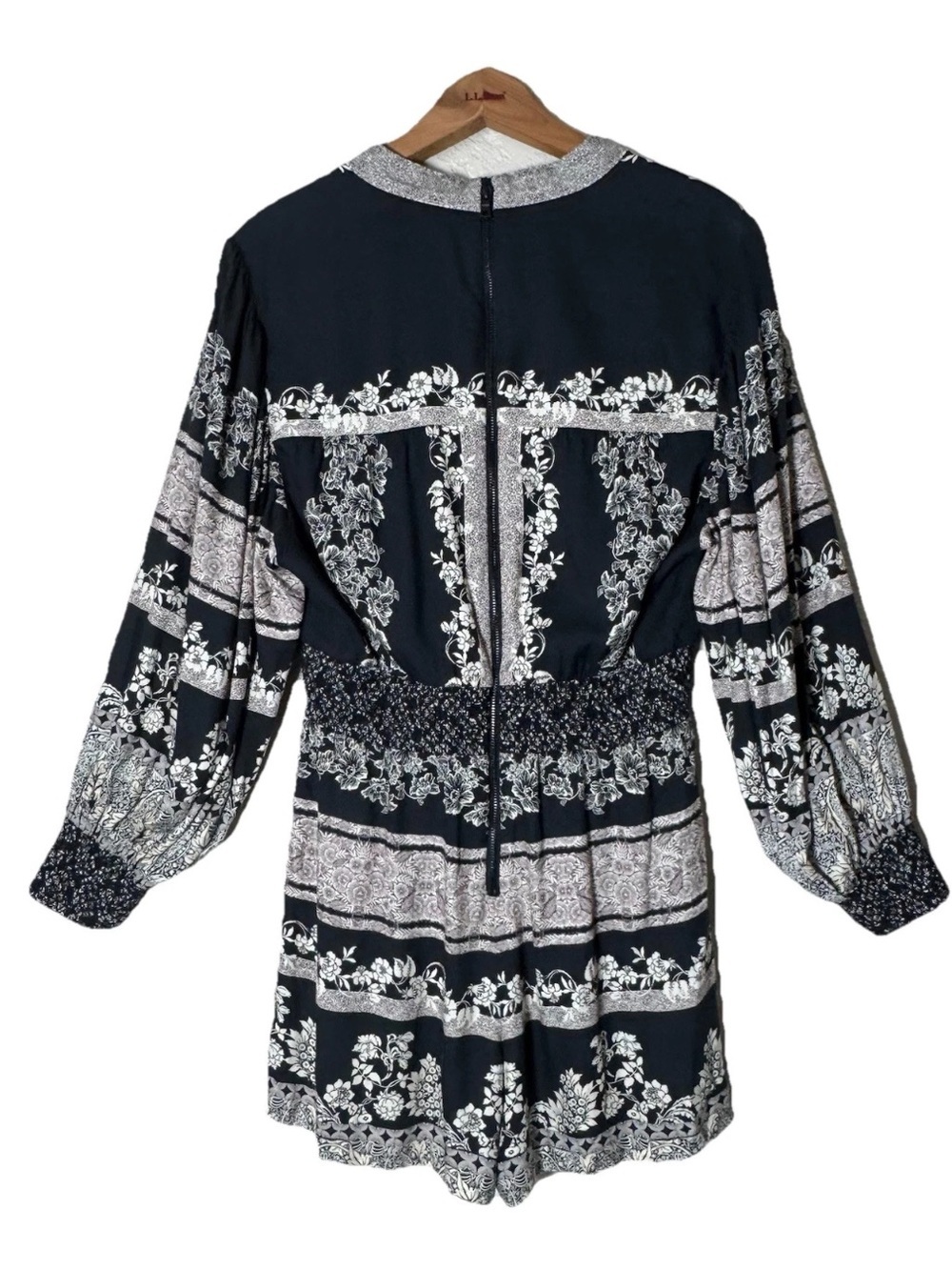 Alice + Olivia Senna Floral Romper Playsuit Shorts 4 Black Cream Tassels Fall - Picture 5 of 9